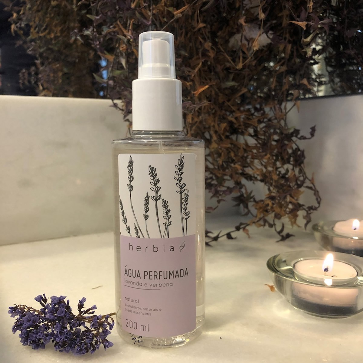 agua_perfumada_lavanda_e_verbena_branca_certificado_ibd_3_1_20201119174400 Água Perfumada Orgânica Lavanda e Verbena Branca – 200 mL Herbia - Imagem 2