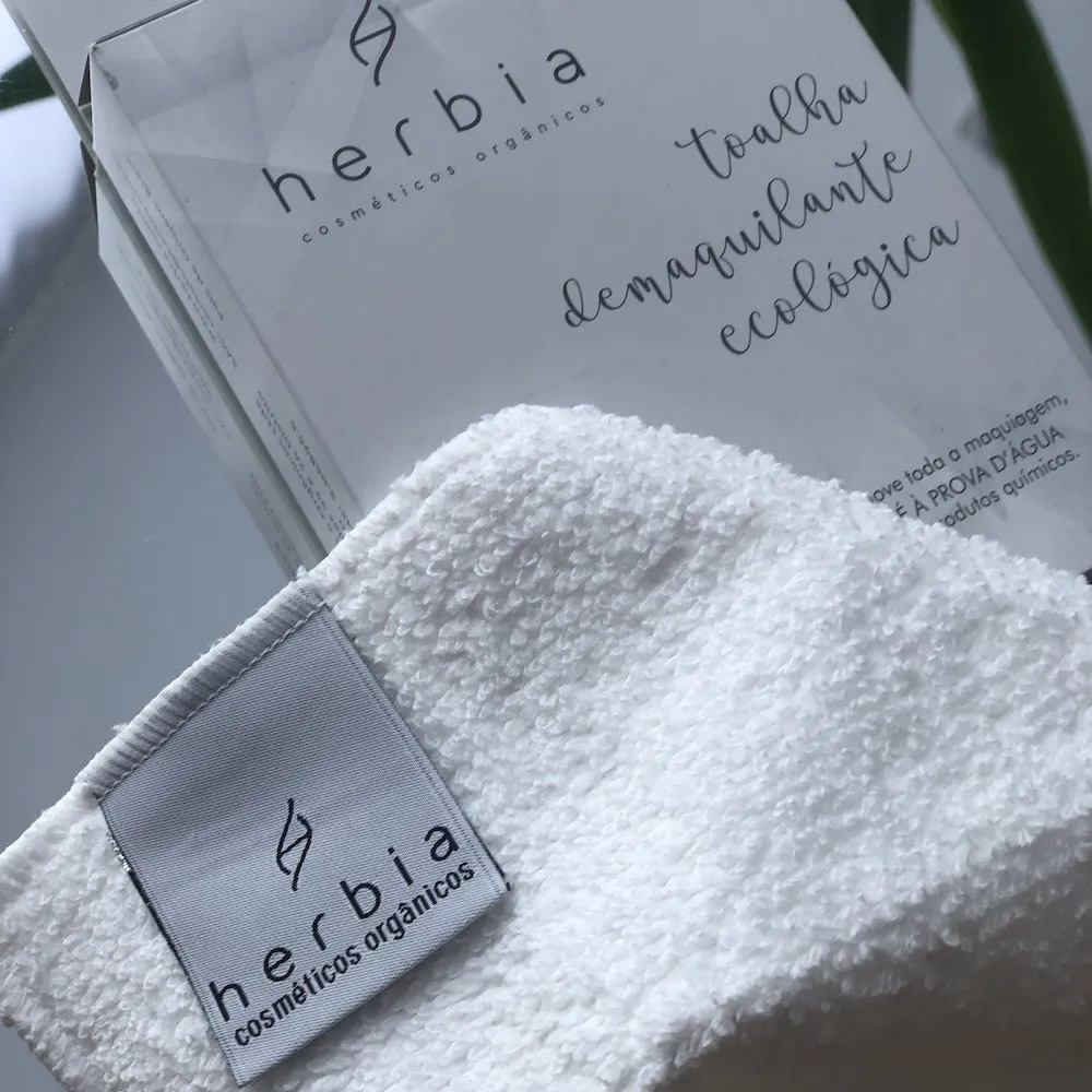 002 Toalha Demaquilante E Limpeza Reutilizável Ecológica Herbia - Imagem 2